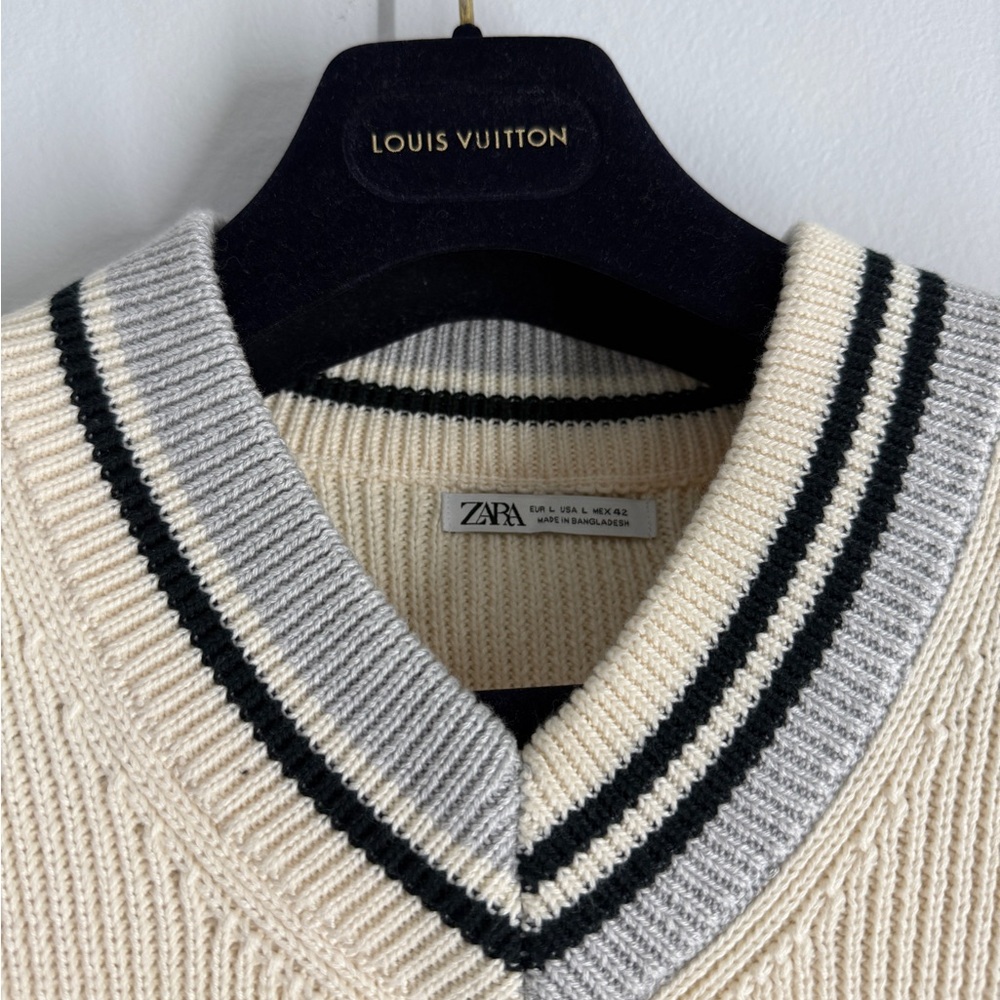 Zara Men’s Cream V-Neck Heavy Sweater with Gray and Black Stripes